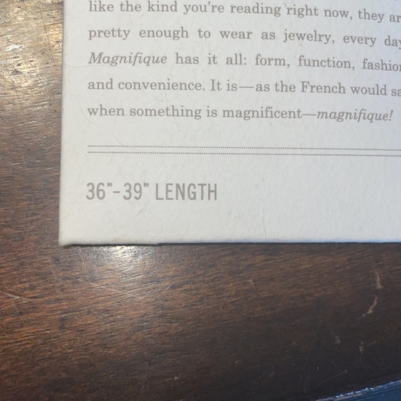 Magnifique magnifier necklace - Picture 5 of 5